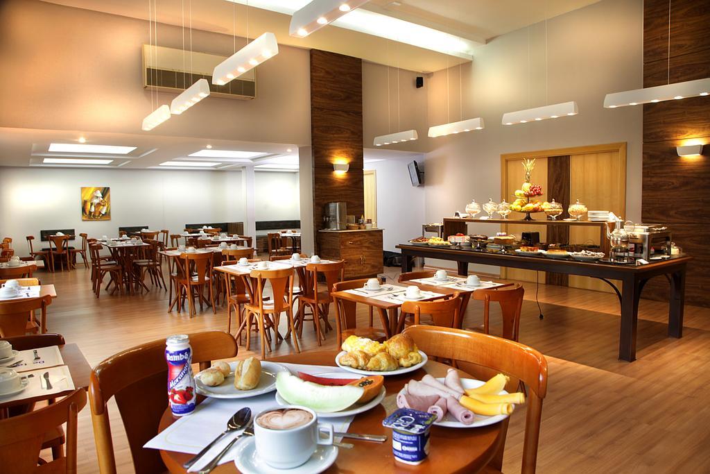 Hotel Dexter Volta Redonda Buitenkant foto